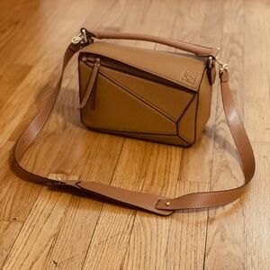 LOEWE - Calfskin Medium Puzzle Bag in Tan